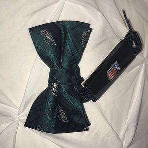 Philadelphia Eagles Bow Tie